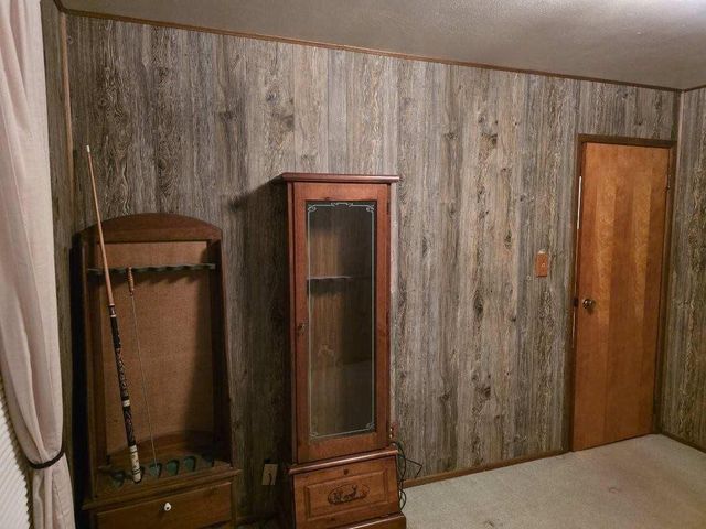 2913 Drexel Drive, Hobart, IN 46342