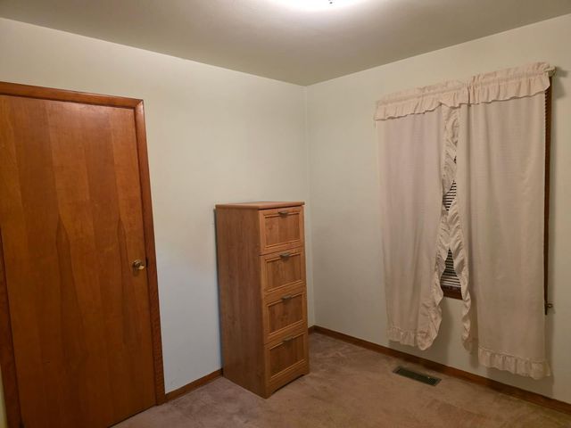 2913 Drexel Drive, Hobart, IN 46342