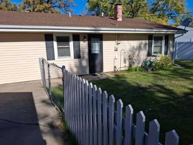 2913 Drexel Drive, Hobart, IN 46342