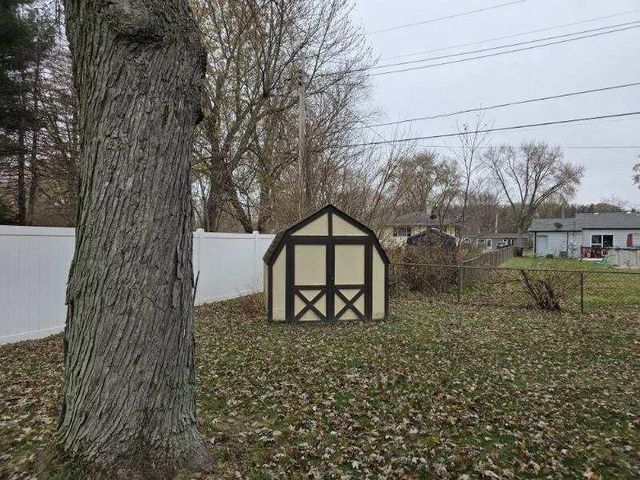 2913 Drexel Drive, Hobart, IN 46342