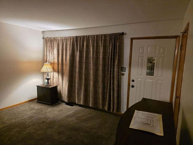 2913 Drexel Drive, Hobart, IN 46342