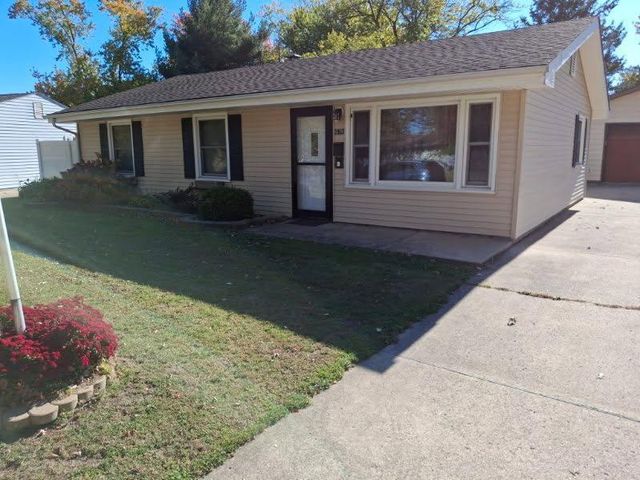 2913 Drexel Drive, Hobart, IN 46342
