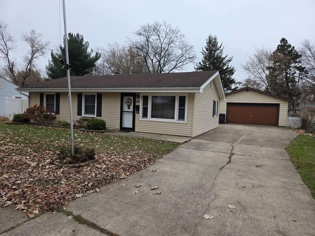 2913 Drexel Drive, Hobart, IN 46342