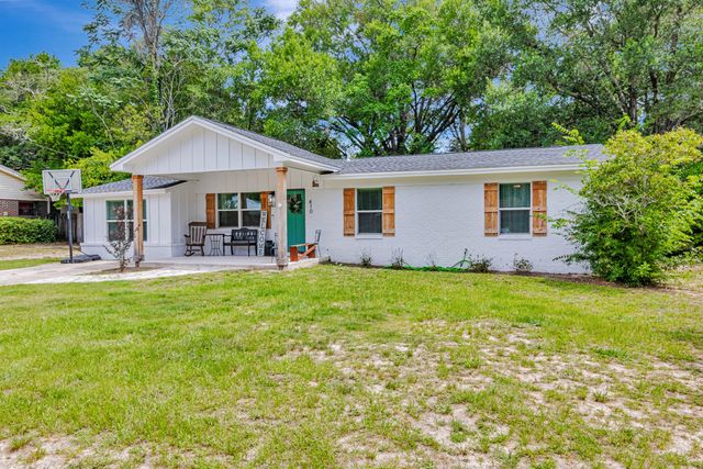 410 James Avenue, Valparaiso, FL 32580