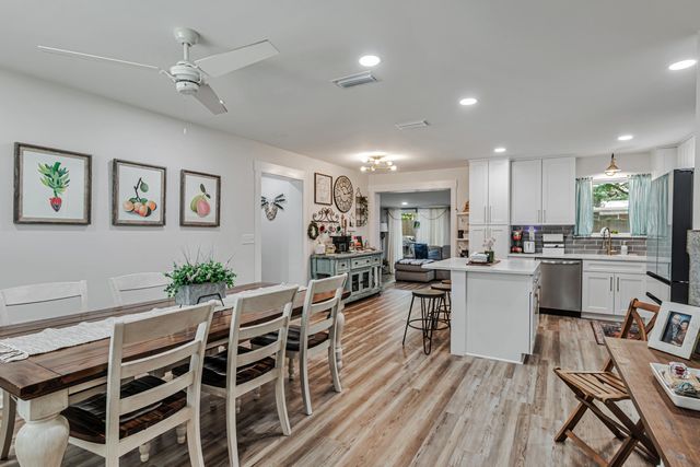 410 James Avenue, Valparaiso, FL 32580