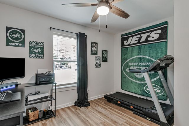 410 James Avenue, Valparaiso, FL 32580