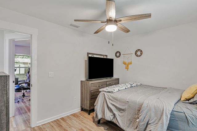 410 James Avenue, Valparaiso, FL 32580