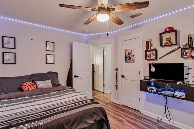 410 James Avenue, Valparaiso, FL 32580