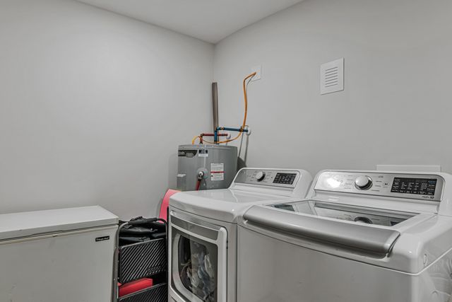 410 James Avenue, Valparaiso, FL 32580