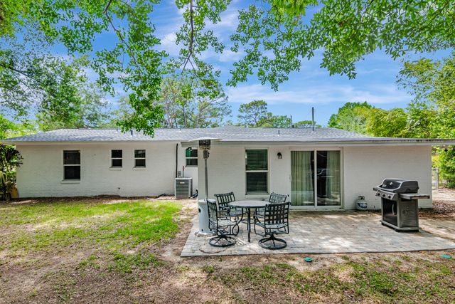 410 James Avenue, Valparaiso, FL 32580