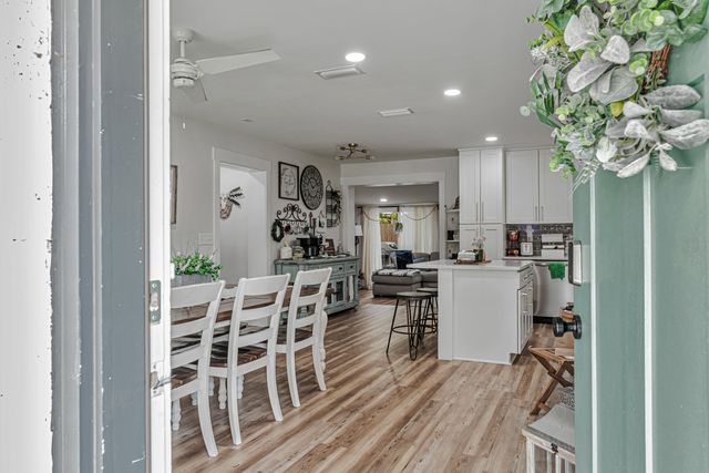 410 James Avenue, Valparaiso, FL 32580