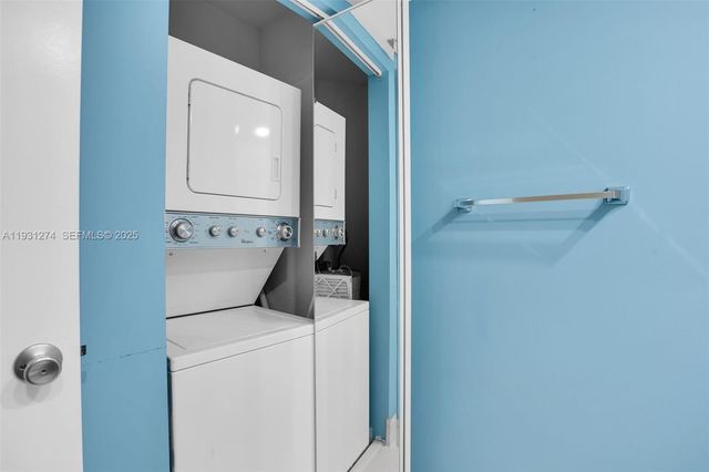 12701 SW 14th St 402J, Pembroke Pines, FL 33027