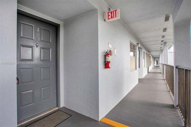 12701 SW 14th St 402J, Pembroke Pines, FL 33027