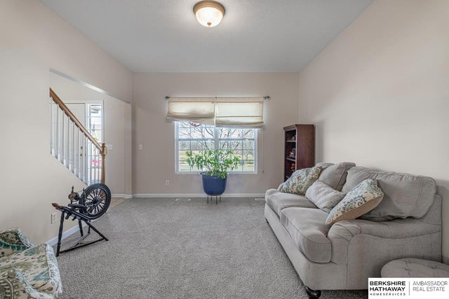 1679 Lake Ridge Drive, Plattsmouth, NE 68048