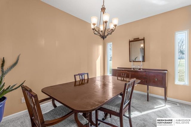 1679 Lake Ridge Drive, Plattsmouth, NE 68048