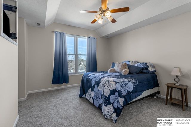 1679 Lake Ridge Drive, Plattsmouth, NE 68048