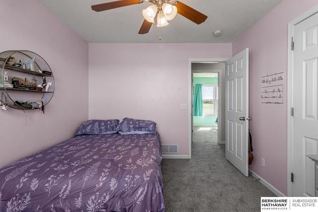 1679 Lake Ridge Drive, Plattsmouth, NE 68048