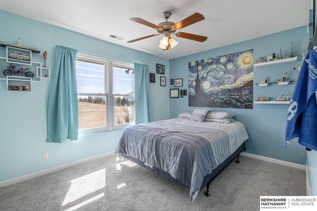 1679 Lake Ridge Drive, Plattsmouth, NE 68048