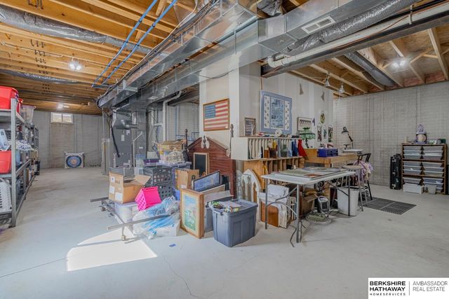 1679 Lake Ridge Drive, Plattsmouth, NE 68048