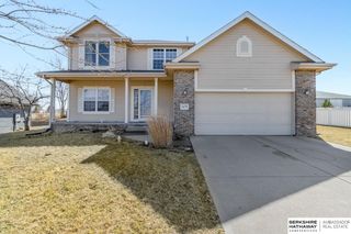 1679 Lake Ridge Drive, Plattsmouth, NE 68048