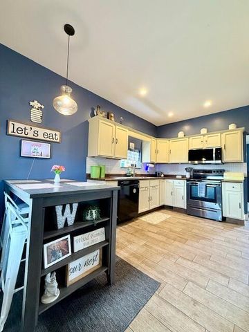 607 N 18th Street, Niles, MI 49120