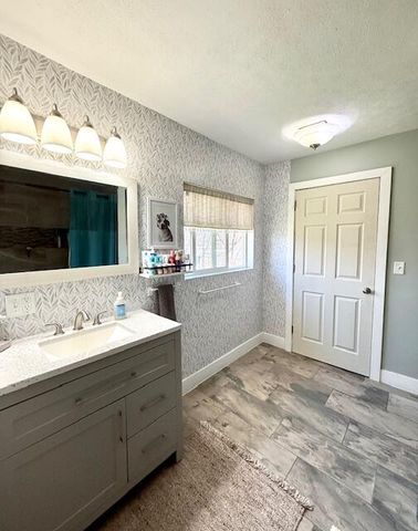 607 N 18th Street, Niles, MI 49120