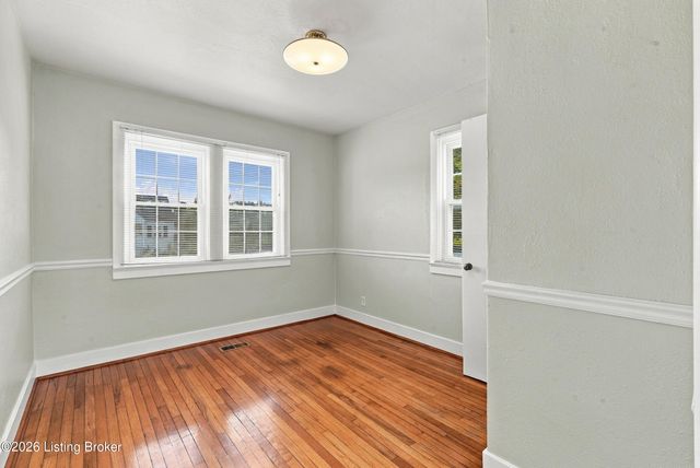 2705 Delor Ave, Louisville, KY 40217