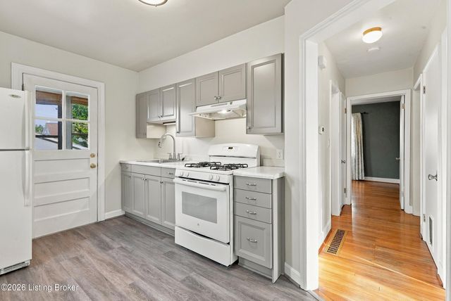 2705 Delor Ave, Louisville, KY 40217
