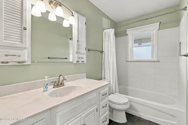 2705 Delor Ave, Louisville, KY 40217