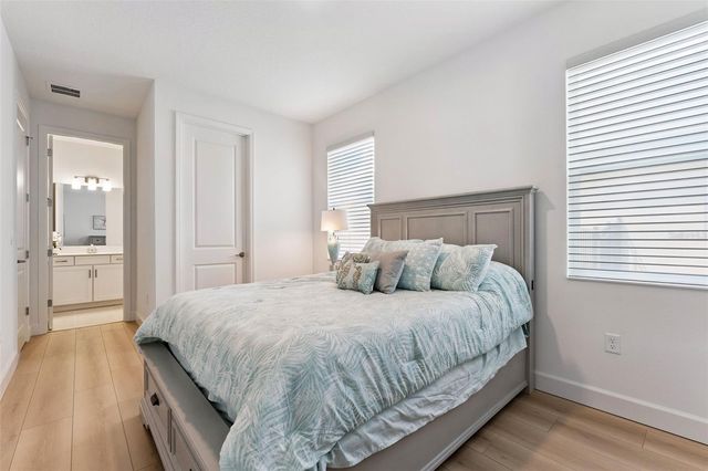 2612 RAVENCLIFFE TERRACE, Oviedo, FL 32765
