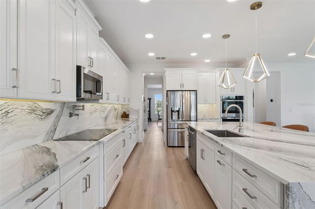 2612 RAVENCLIFFE TERRACE, Oviedo, FL 32765
