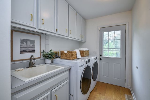 820 Rotolo Court, Batavia, IL 60510