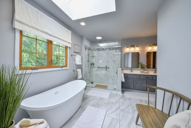 820 Rotolo Court, Batavia, IL 60510