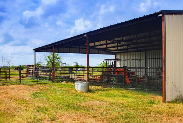 891 Jackson Road, Bellville, TX 77418