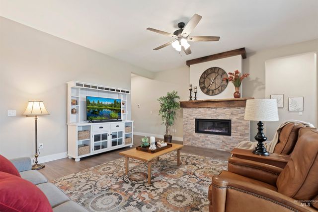 11723 S Glory Lane, Kuna, ID 83634