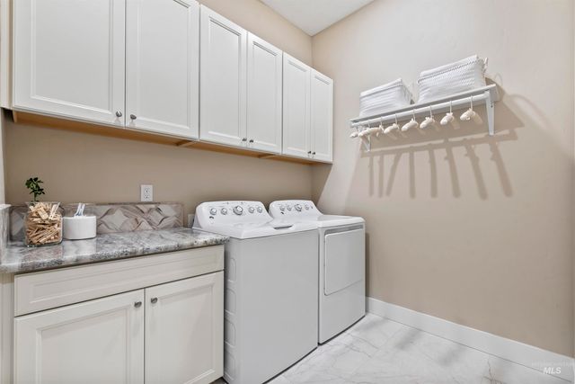 11723 S Glory Lane, Kuna, ID 83634