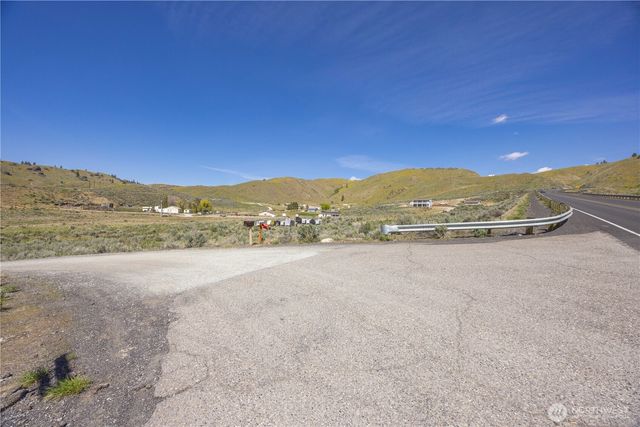 1 Spring Canyon Road, Orondo, WA 98843