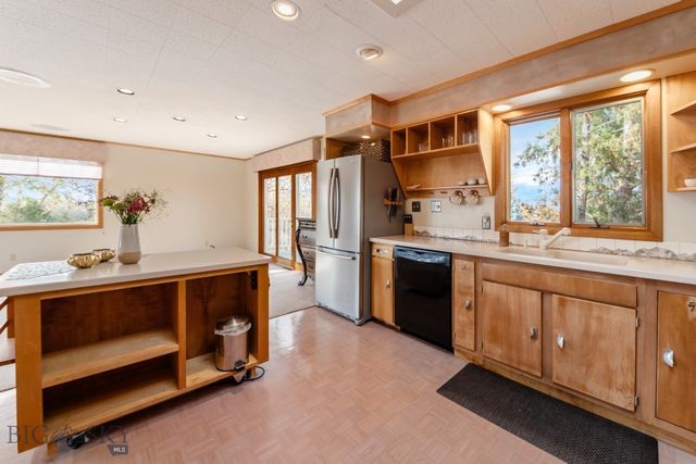 1391 Cobb Hill Road, Bozeman, MT 59718