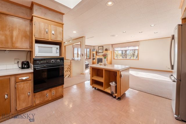 1391 Cobb Hill Road, Bozeman, MT 59718