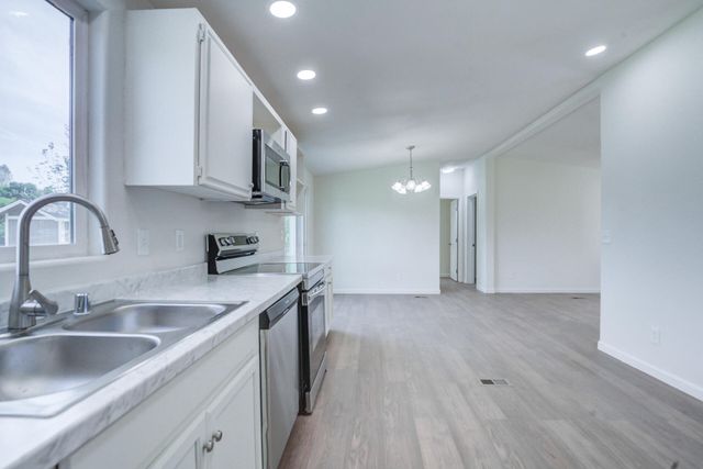 19690 1st Street, Cottonwood, CA 96022