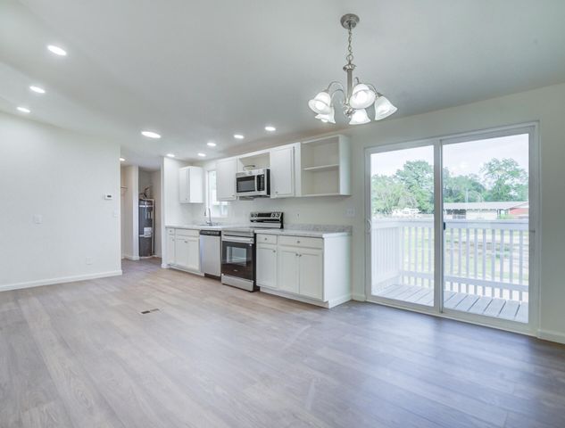 19690 1st Street, Cottonwood, CA 96022