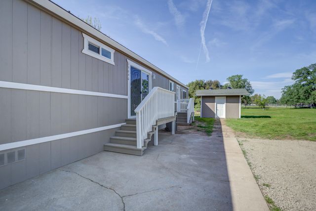 19690 1st Street, Cottonwood, CA 96022