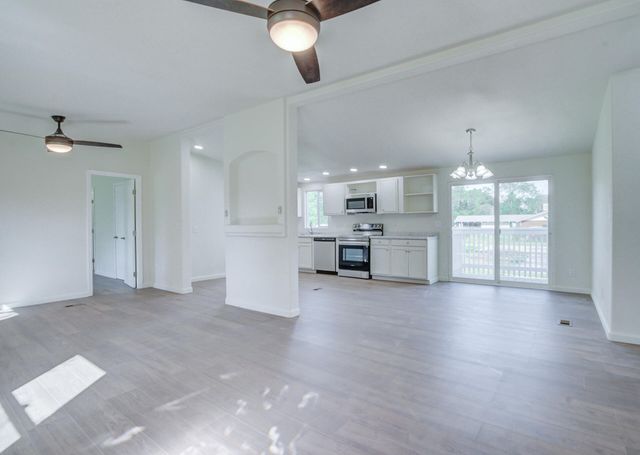 19690 1st Street, Cottonwood, CA 96022