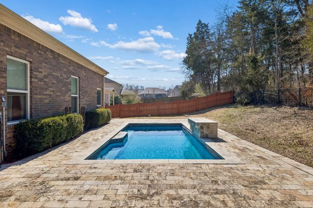 1036 Kelsey Glen Dr, Mount Juliet, TN 37122