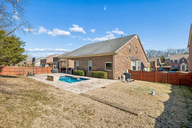 1036 Kelsey Glen Dr, Mount Juliet, TN 37122