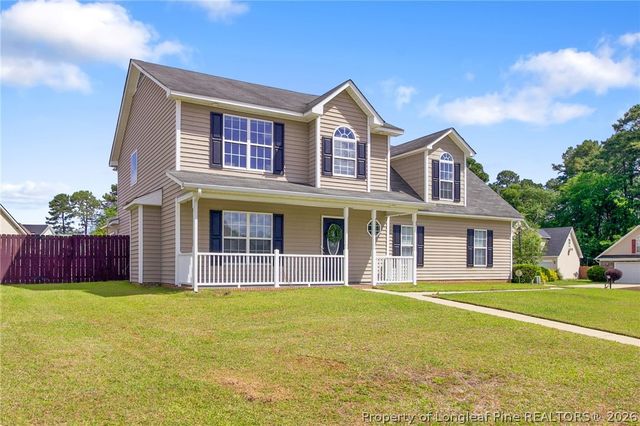 5202 Woodpecker Drive, Hope Mills, NC 28348