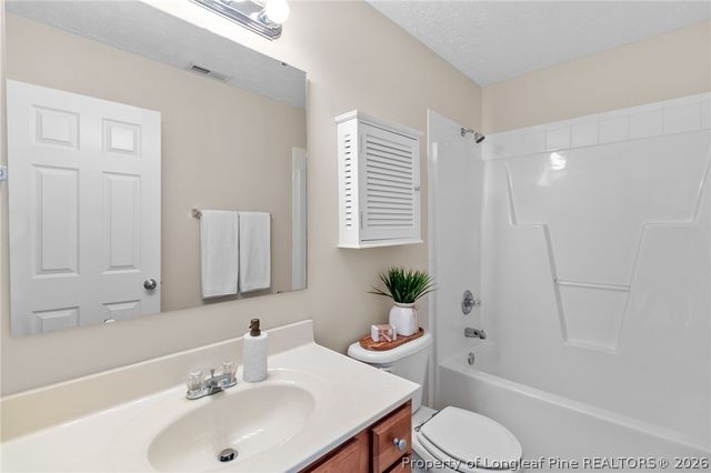 5202 Woodpecker Drive, Hope Mills, NC 28348