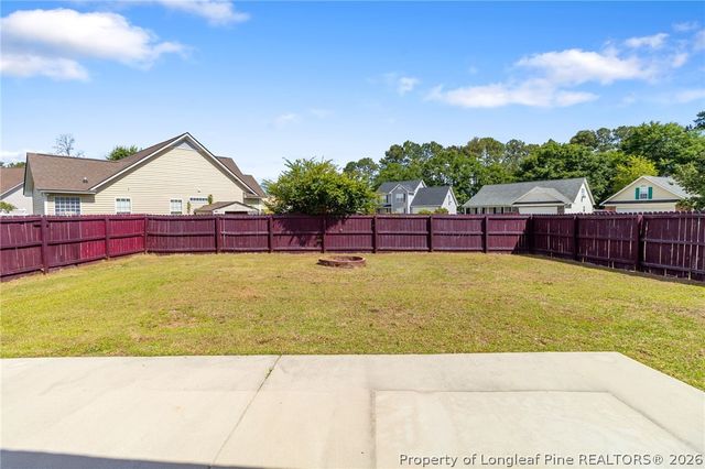 5202 Woodpecker Drive, Hope Mills, NC 28348