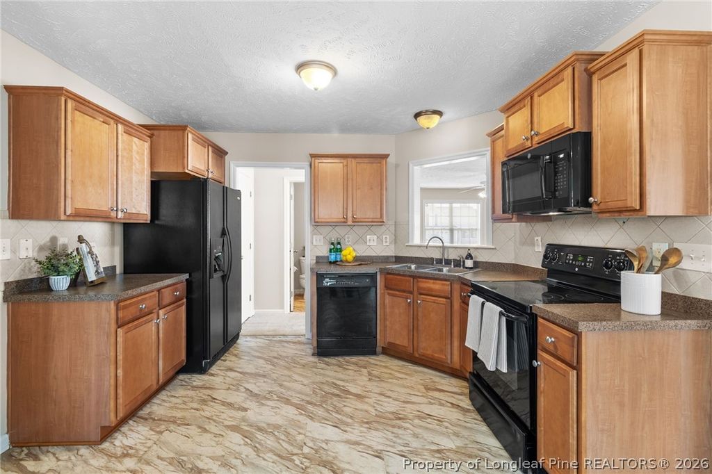 5202 Woodpecker Drive, Hope Mills, NC 28348 — photo 12