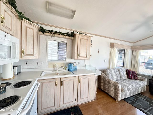 455 S JASPAR Drive, Apache Junction, AZ 85119